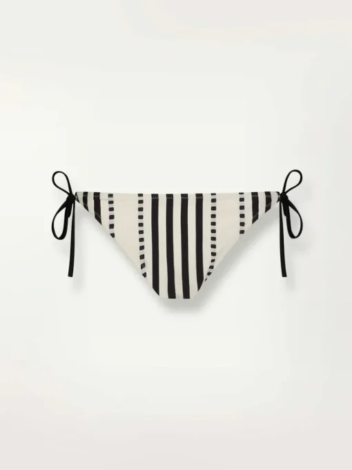 REKKA | String Bottom